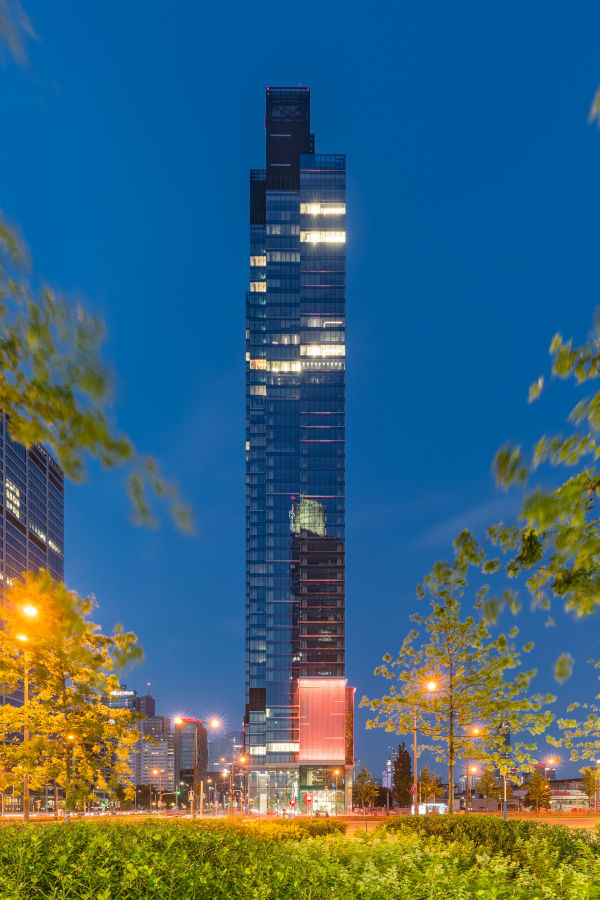 Outstanding Warsaw UNIT – pierwszy wieżowiec w Polsce z najwyższym certyfikatem BREAAM