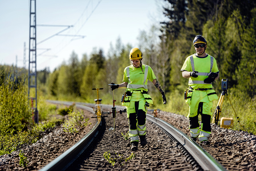 Circular materials in infrastructure - The road towards a decarbonised future