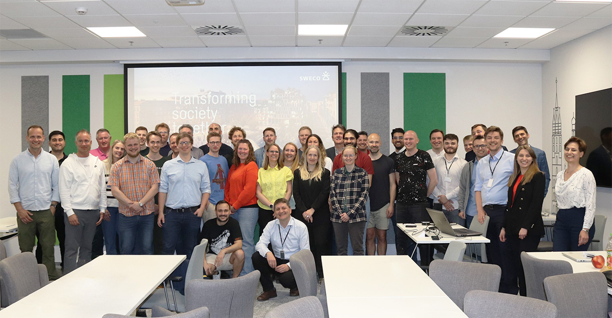 Pierwszy dzień pobytu Duńczyków w naszym krakowskim biurze upłynął pod znakiem wymiany doświadczeń i prezentacji działalności.