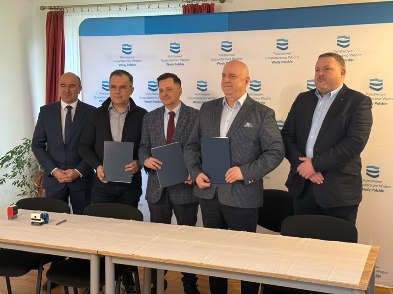 Podpisanie umowy na opracowanie kompleksowej dokumentacji projektowej dla zadania Odbudowa zbiornika Stronie Śląskie